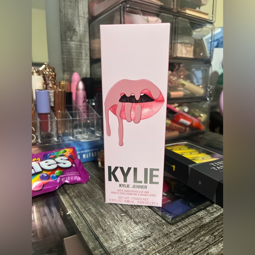 Kylie Jenner Lip Kit - KOKO K
